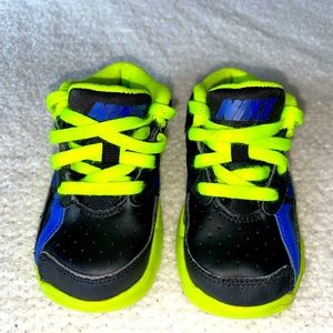 Nike Bo Jackson Air Trainer - sz 6-toddlers